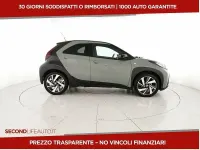 Usata Toyota Aygo X Lounge 72 CV (52 kW) 2024 Verde SUV