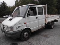 usata Iveco Daily DOPPIA CABINA 7 POSTI CASSONE FISSO