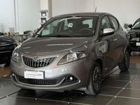 Usata Lancia Ypsilon Gold 69 CV (50 kW) 2023 Volcanic grey metallic Utilitaria