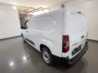Nuova Fiat Doblò 102 CV (75 kW) 2026 549  bianco pastello Monovolume