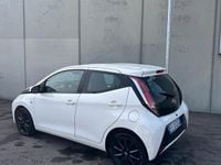 Usata Toyota Aygo X-wave 69 CV (50 kW) 2016 Other Utilitaria