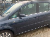Usata Opel Zafira 2006 Blu Monovolume
