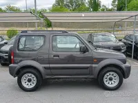 Usata Suzuki Jimny 84 CV (61 kW) 2010 Grigio scuro SUV