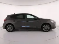 Usata Ford Focus ST-Line 125 CV (91 kW) 2022 Grigio Berlina