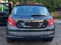 Usata Peugeot 207 68 CV (50 kW) 2011 Nero Berlina