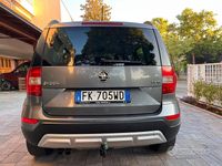 Usata Skoda Yeti 110 CV (80 kW) 2017 Grigio SUV
