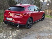 Usata Alfa Romeo Stelvio Tech Edition 160 CV (117 kW) 2019 Rosso SUV