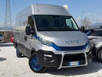 Usata Iveco Daily 136 CV (100 kW) 2017 Argento Furgone