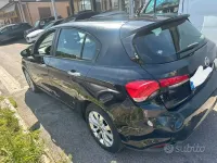 Usata Fiat Tipo Lounge 95 CV (69 kW) 2016 Nero Berlina