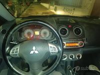 Usata Mitsubishi Colt 90 CV (66 kW) 2010 Bianco Utilitaria