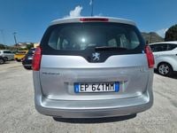 Usata Peugeot 5008 Active 115 CV (84 kW) 2013 Grigio Monovolume