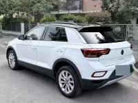 Usata VW T-Roc Edition 116 CV (85 kW) 2024 Bianco SUV