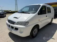 Usata Hyundai H-1 Style 140 CV (102 kW) 2004 Bianco Monovolume