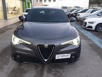 Käytetty Alfa Romeo Stelvio Business 160 HP (117 kW) 2021 Harmaa Katumaasturi