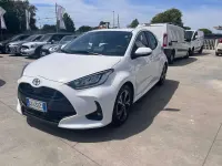 Usata Toyota Yaris Hybrid Trend 92 CV (67 kW) 2021 Bianco Berlina