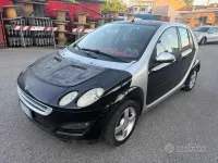 Usata Smart ForFour Passion 68 CV (50 kW) 2005 Nero Utilitaria