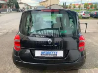 Usata Renault Modus 75 CV (55 kW) 2012 Nero Monovolume