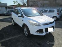 Usata Ford Kuga Titanium 150 CV (110 kW) 2013 Bianco pastello SUV