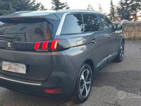 Usata Peugeot 5008 131 CV (96 kW) 2023 Grigio SUV