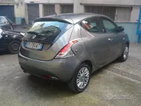 Usata Lancia Ypsilon Gold 69 CV (50 kW) 2013 Grigio Utilitaria