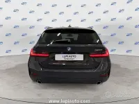 Usata BMW 320e Sport Line 190 CV (139 kW) 2022 Nero Station wagon