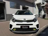 Usata Kia Picanto X-Line 67 CV (49 kW) 2020 Bianco Utilitaria