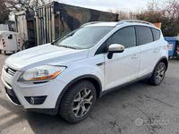 Usata Ford Kuga 163 CV (119 kW) 2012 Bianco SUV