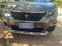 Usata Peugeot 5008 131 CV (96 kW) 2019 Grigio SUV