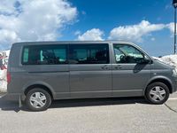 Usata VW Caravelle 102 CV (75 kW) 2010 Grigio Monovolume