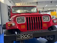 Usata Jeep Wrangler Laredo 103 CV (75 kW) 1990 Rosso SUV