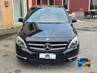 Usata Mercedes B220 Premium 170 CV (125 kW) 2013 Nero Monovolume