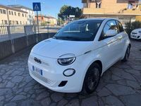 Usata Fiat 500e Icon 42 kW (58 CV) 2022 Bianco Utilitaria