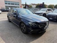Usata Mercedes E200 160 CV (117 kW) 2019 Blu/azzurro Berlina
