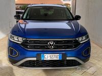 Usata VW T-Roc 110 CV (80 kW) 2022 Blu SUV