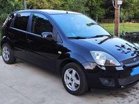 Usata Ford Fiesta Titanium 68 CV (50 kW) 2007 Nero Utilitaria