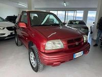 Usata Suzuki Grand Vitara 94 CV (69 kW) 2001 Bordeaux Cabrio