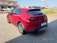 Usata Alfa Romeo Stelvio Business 160 CV (117 kW) 2019 Rosso SUV