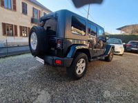 usata Jeep Wrangler Unlimited 2.8 CRD Sahara Auto usato