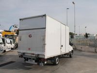 Usata Iveco 35.12 115 CV (84 kW) 2018 Bianco Furgone