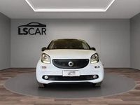 Usata Smart ForFour 70 CV (51 kW) 2017 Bianco Utilitaria