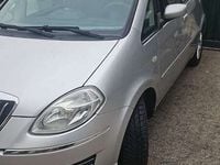 Usata Lancia Musa 90 CV (66 kW) 2009 Grigio Monovolume