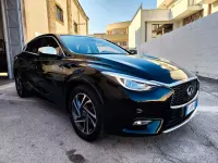 Usata Infiniti Q30 Business Executive 108 CV (79 kW) 2017 Nero Berlina