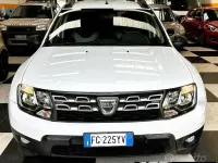 Usata Dacia Duster Lauréate 114 CV (83 kW) 2017 Bianco SUV