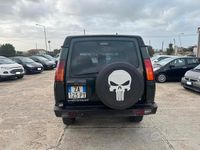 Usata Land Rover Discovery 2 Vogue 139 CV (102 kW) 2002 Verde SUV