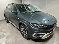 Usata Fiat Tipo Cross 131 CV (96 kW) 2024 Verde Berlina