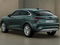 Nuova Audi Q3 Sportback Advanced 150 CV (110 kW) 2026 Verde salvia metallizzato SUV