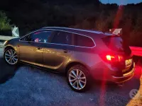 Usata Opel Astra 136 CV (100 kW) 2011 Station wagon