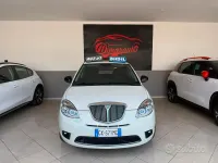 Usata Lancia Ypsilon 75 CV (55 kW) 2011 Bianco Utilitaria