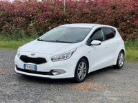 Usata Kia Ceed 128 CV (94 kW) 2015 Bianco Utilitaria