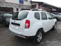 Usata Dacia Duster 110 CV (80 kW) 2012 Bianco SUV